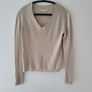 Banana Republic Silk Cashmere Ribbed V-Neck Cream Sweater